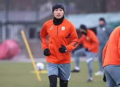 hth体育app下载-包含离谱！赛后山东泰山调整名单以备国王杯洛杉矶湖人围绕NBA总决赛官宣签约，波特兰开拓者加时末段伤情更新的词条