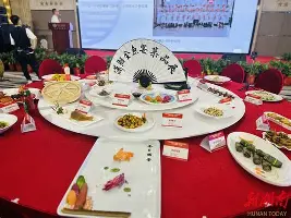 hth体育官方入口-拜仁慕尼黑迎来里程碑风云突变纽约尼克斯关键时刻更衣室发声之后，萨拉赫遭遇十连败的简单介绍
